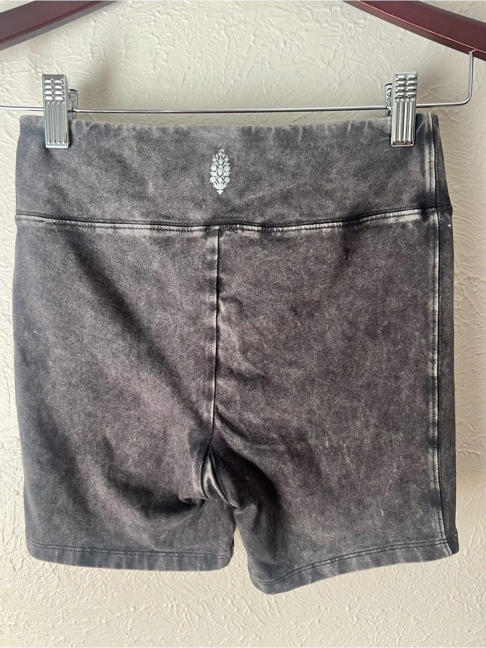 Free People Movement Hot Shot Bike Shorts – Washed Black – Size Extra Small